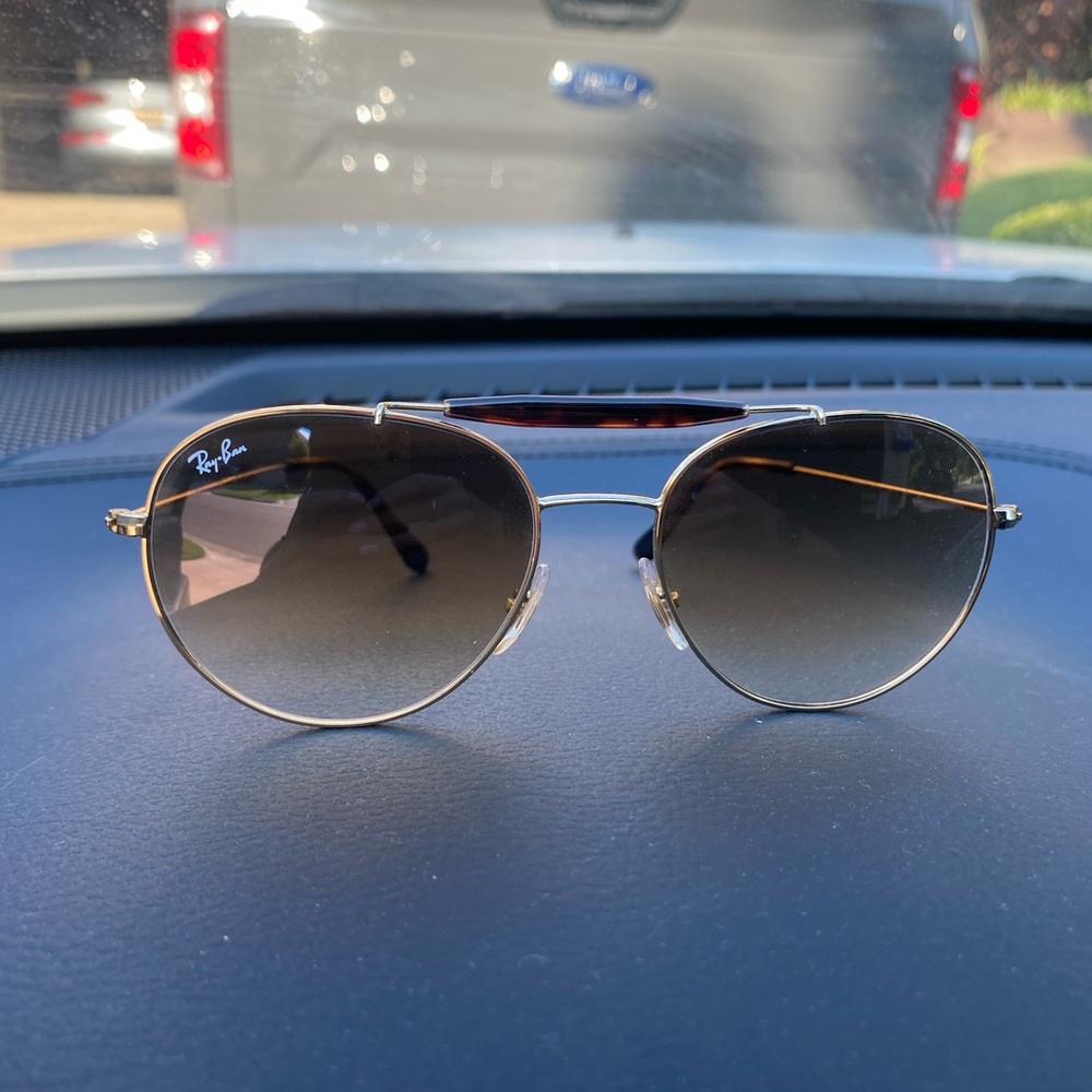 Good as new Ray-Bans